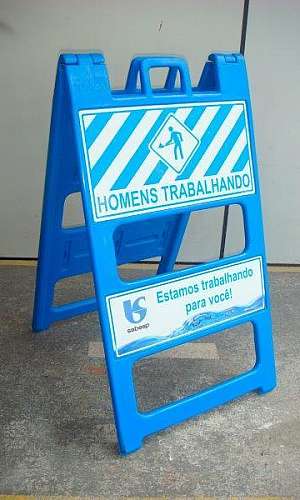 Fornecedor de cavalete de sinalização em PVC Fornecedor de cavalete de sinalização em PVC